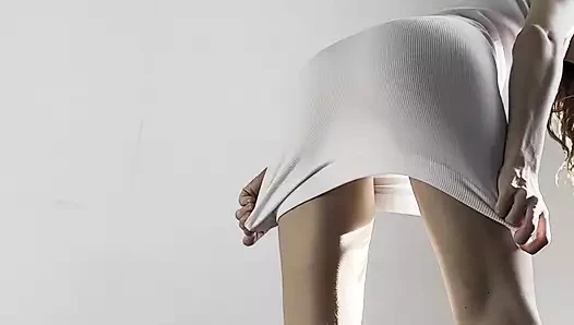 Fitness yogası yapan kız külotunu teşhir ediyor