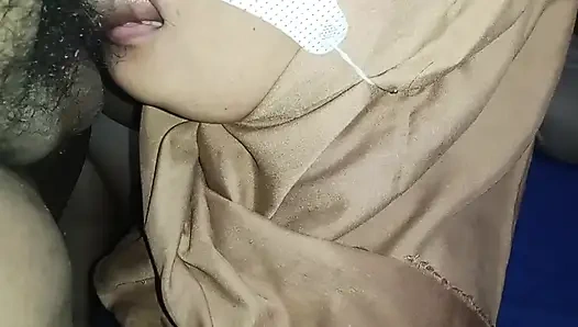 Endonezya üvey annemin amcığı yalamak ve sikişmek istiyor bölüm 3