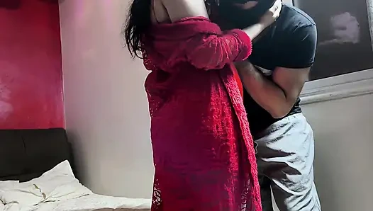 Benim adım Madam Noha Suudi Arabistan'dan 23 yaşında