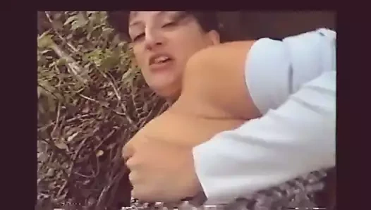 Milf colette sikikleri içinde the orman