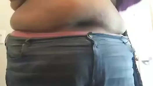 Salak şişman domuz jessica jones soyunma odasında oynuyor