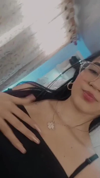 Güzellerim, bağlandım, seni bekliyorum