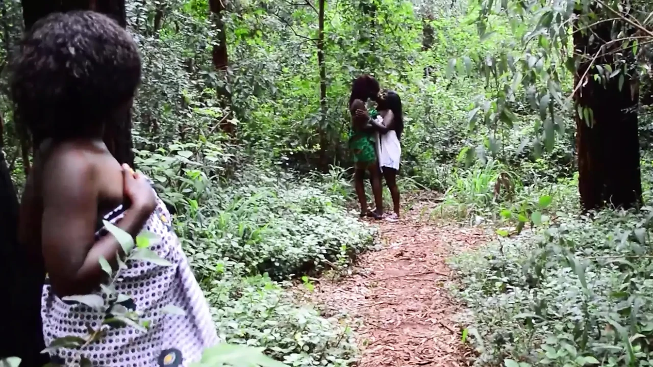 HD Big Ass Black Bffs Horny After Showering Together Finger Each Other Hard (4K Ultra) - Vienna Special