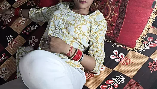 Hintlinin ağzına boşalıyor