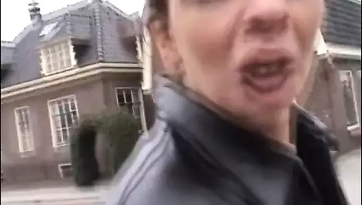 Yemek ve zevk için dilenmek