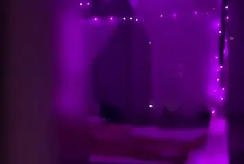 Cuckold, karısını gözetliyor