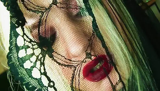 Lateks elbise ve naylon