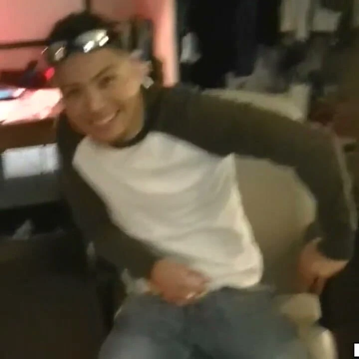 Reality Dudes - vahşi jerry yatakhane odası kurulumunda tıraş olmaya çok hızlı bir şekilde emmeye dönüştükçe Anthony'nin aklını yok ediyor