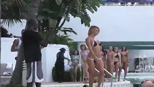 Bikini contest