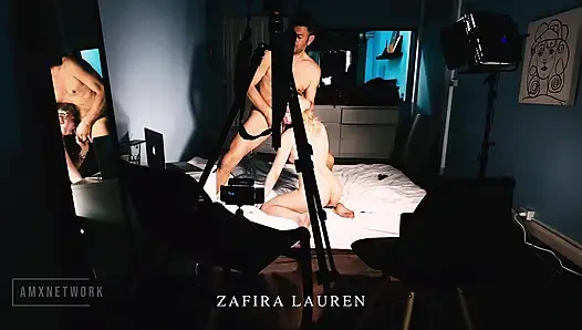 Faphouse modeli Zafira Lauren ile kamera arkası