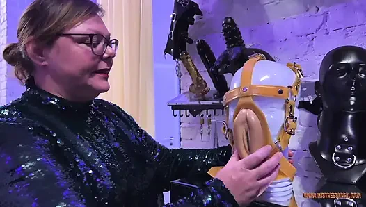 Dominatrix sahibe April - zindan girişi