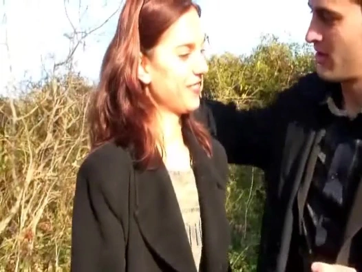 Harika bir Fransız kız ilk kez üçlü seks yapıyor