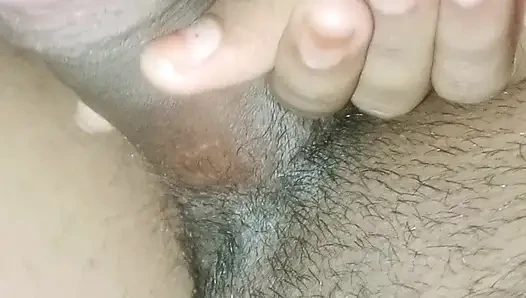 Desi bhabhi ka MMS video viral