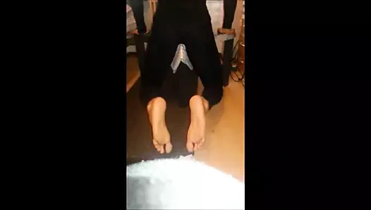 tayt içinde çabalamak