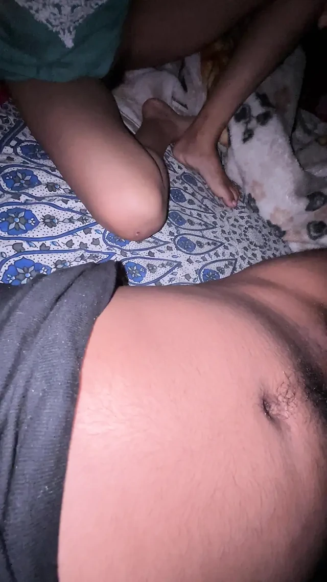 I fuck my friend wife when my friend is in town