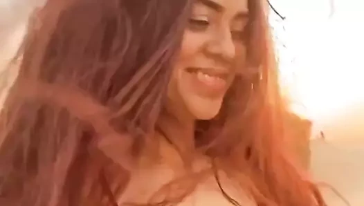 seksi ve bunu biliyorum