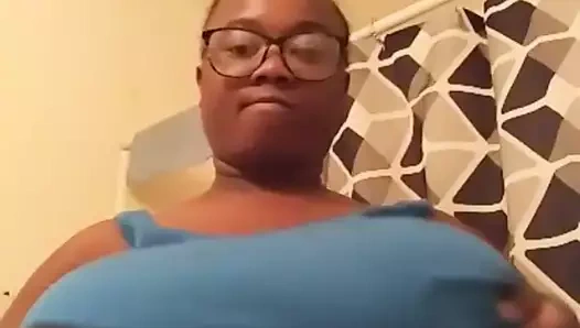 O canavar güzel meme2 ile küçük