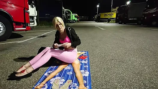 Kamyoncular tarafından çıplak