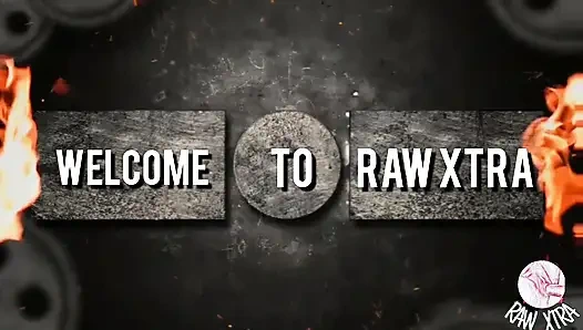 Azgın zenci kız hayalini kurduğu yarağın tadını çıkardı