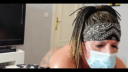 İnanılmaz ve sert bir elle muamele ile yarağını mahvediyor