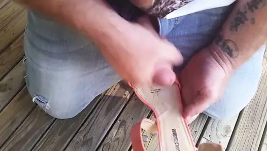 Elle muamele boşalması