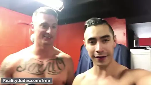 Reality dudes - halka açık 8 spor salonunda dudes - fragman önizleme