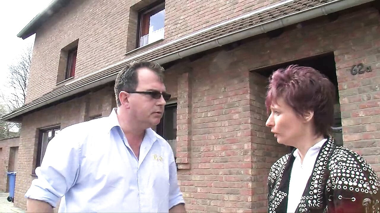 Ev hanımı arkadan çok sert vurdu (muschi filmleri - orijinal)