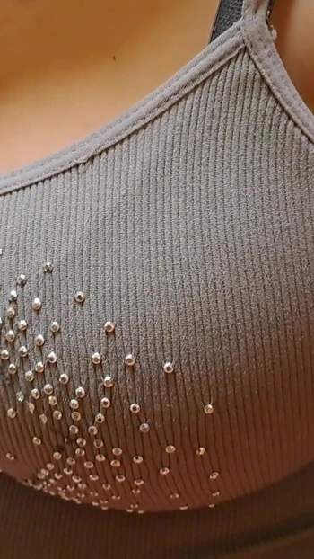 Эмоциональный момент из "Соседские сиськи на моей кухне"