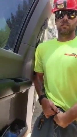 3 işemek zorundalar