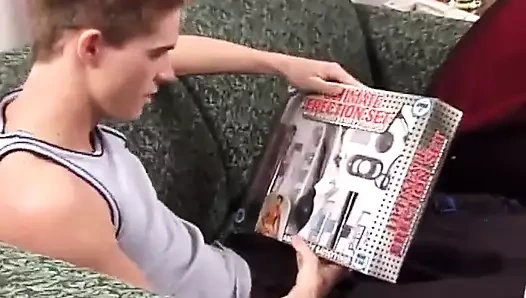 Azgın iri güzeller erotik grup yarak pompası partisinde