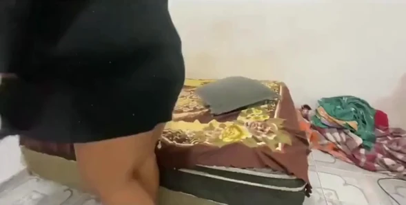 Futanari - üvey annemin büyük yarağı
