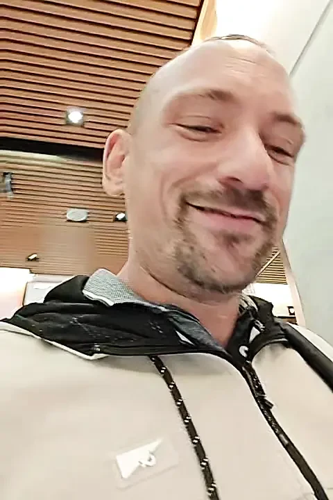 Ponpon telefonu bozuk