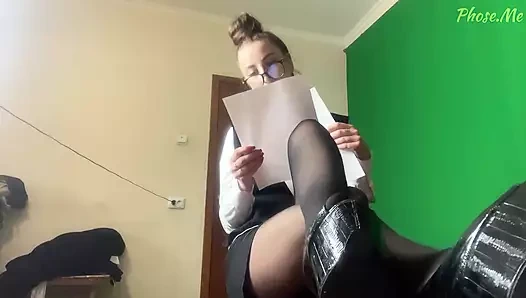 Seksi siyah külotlu çoraplı Heather ve bacak azdırma