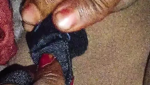 Gidip yeni sutyen alıyorum, seksi seç, bir sonraki video queen4desi