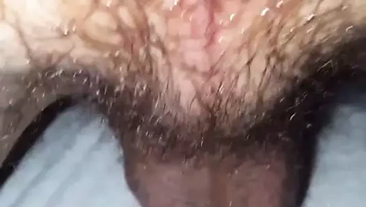 Asılı baba genç çocuk başında. 2