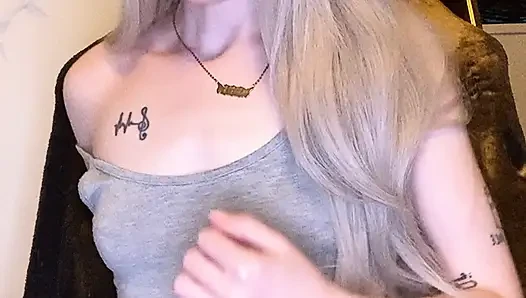 SPOOKYBARBIEGRL GOTH HOMEWRECK JOI - KÜÇÜK MEMELER DAHA IYI
