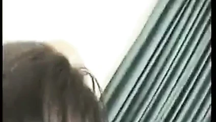 Bir bayan arkadaşıyla çift