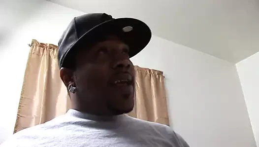 Busty sürtük derin boğazlarını siyah horoz içinde the yatak odası