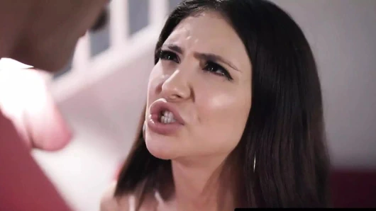 Saf tabu - minyon zorba Jane Wilde yalnız adam Charles Dera'yı baştan çıkarıyor