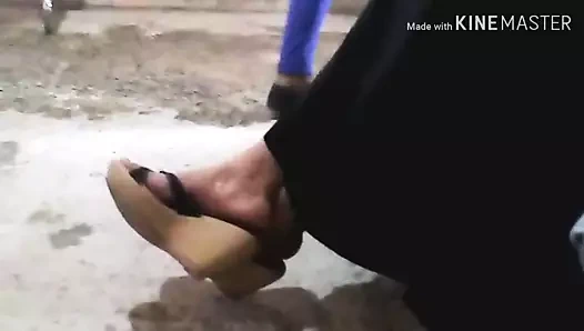 Sandalias sexys de madura