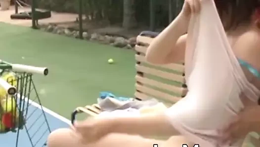 Redhead dyke kimberly chi kedi yaladı ile yaramaz üvey