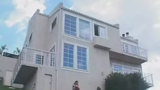 Yağlanmış Fransız genç kız yaşlı adam tarafından sikiliyor