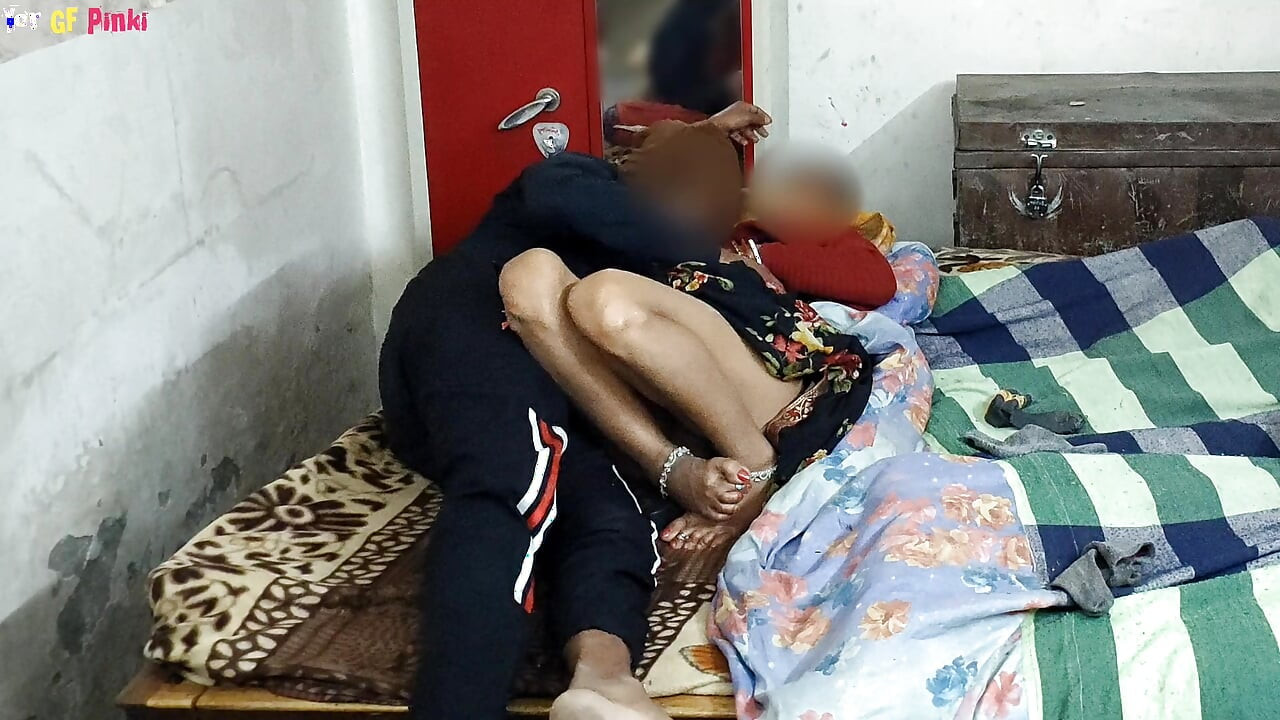 Hintli gerçek ev yapımı romantik çift. Hintli romantik çiftler xxx video Hintçe