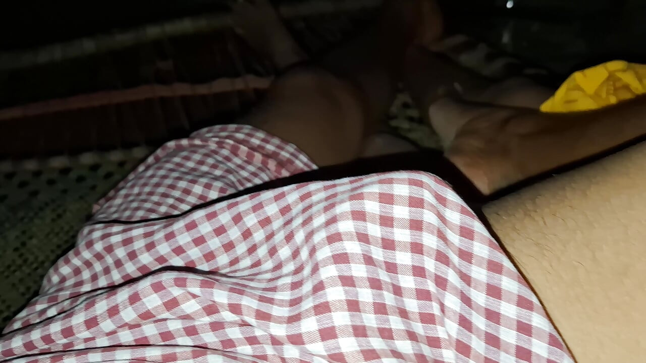 Müslüman evli kadın isteksizce