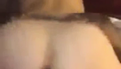 Yaramaz ıslak milf siyah bir horoz ve döller sikikleri!