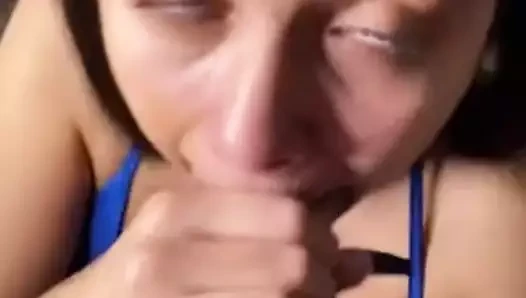 Bayan motive ağız işi