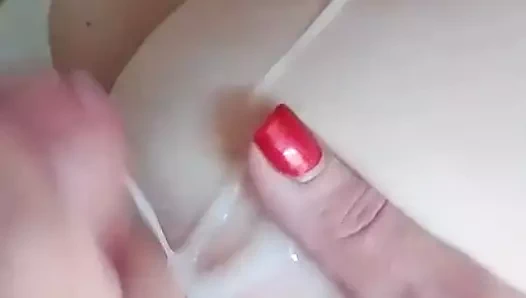 Bayan j vuruş boşalmak üzerine ona breast