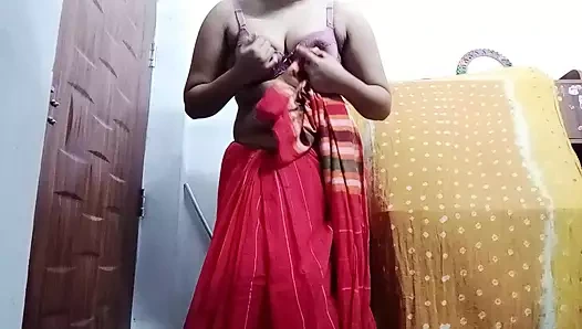 Desi boudi seksi dans ateşli dans gösteri göğüsleri ve amcık büyük göğüsler annenin seks bölümü