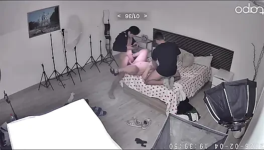 Iria Ruiz'in bts'si üçlü sekste sikiliyor