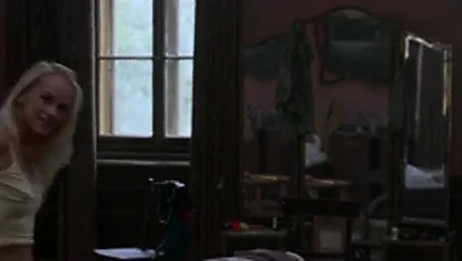 Hostelde Sandi tarzı